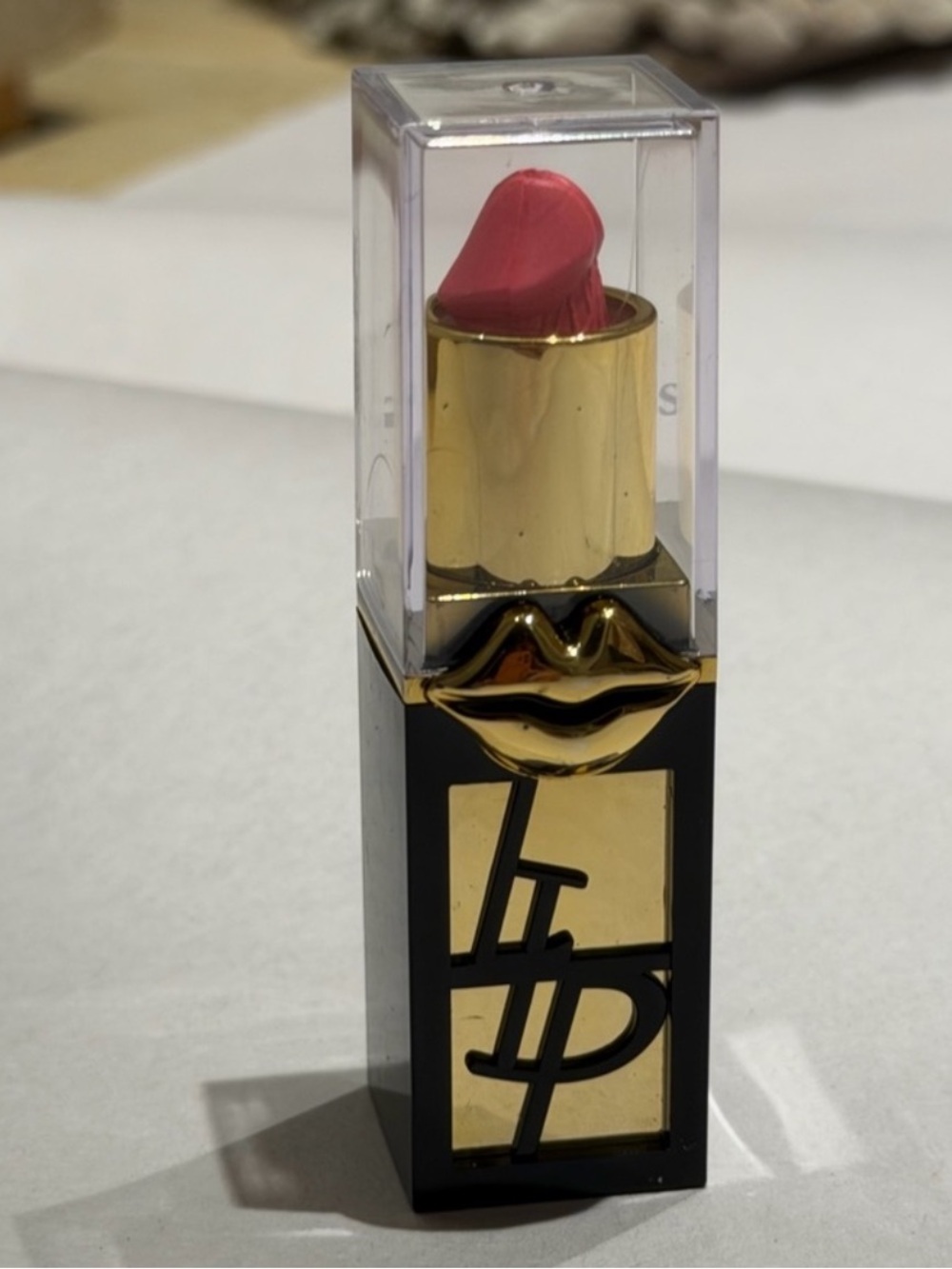 Sculpted Pink Lipstick